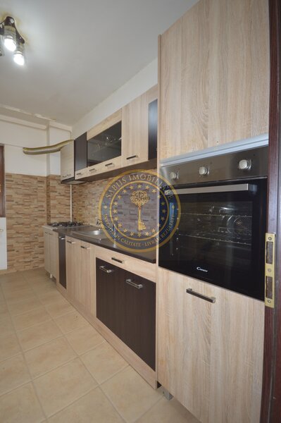 Prelungirea Ghencea, Apartament 75 mp Premium, cu Terasa si Loc Parcare.